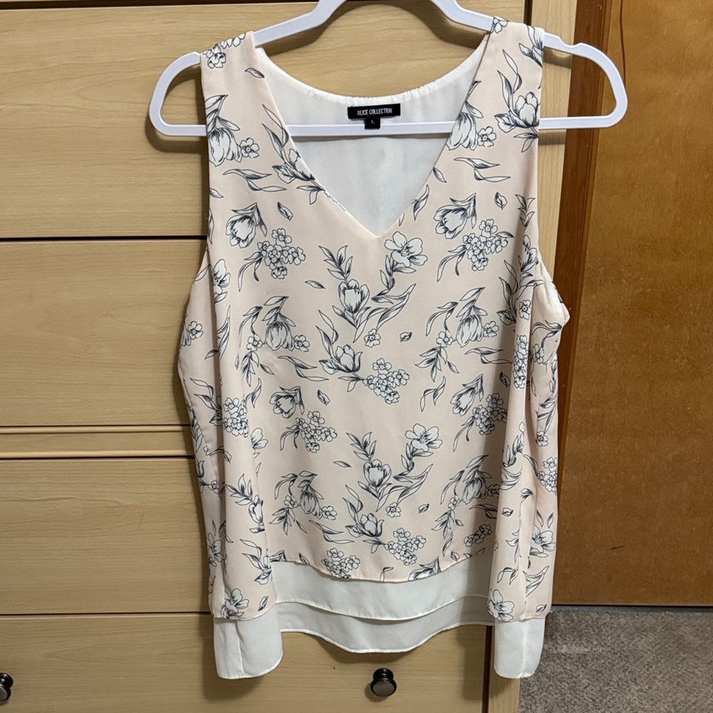 Alex Marie Floral V-Neck Blouse - Cream and Black